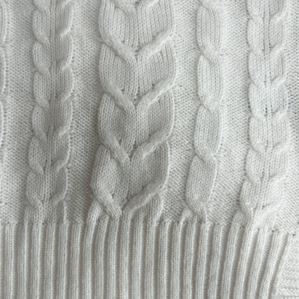Sweater - Picture 4 of 10